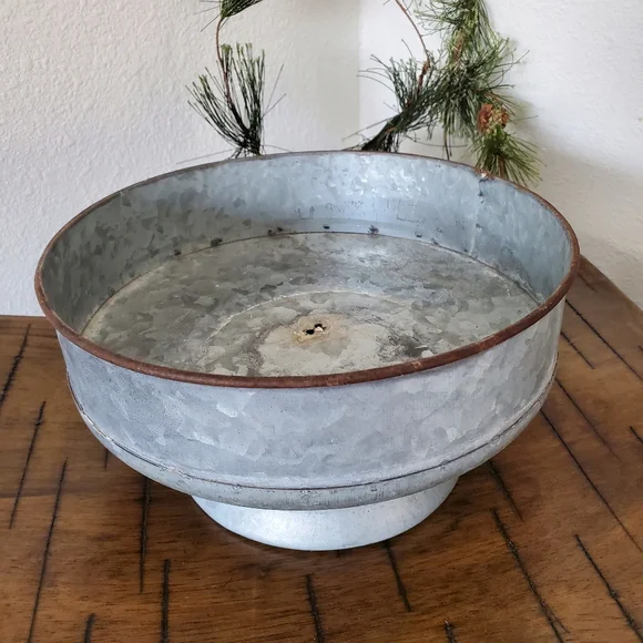 Galvanized Pedestal Planter Tray 10 5" - Picture 2 of 8